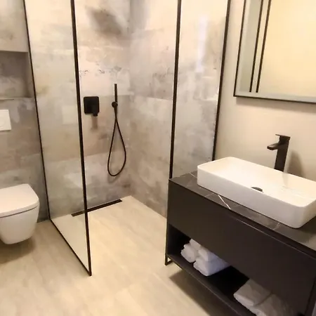 Villa Modern Dado With Heated Pool & Sea View In
