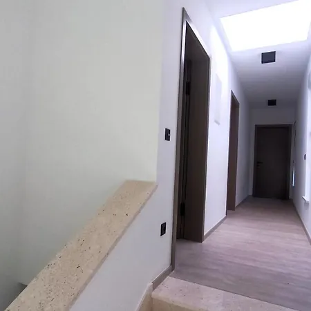 Modern Dado With Heated Pool & Sea View In Villa Makarska