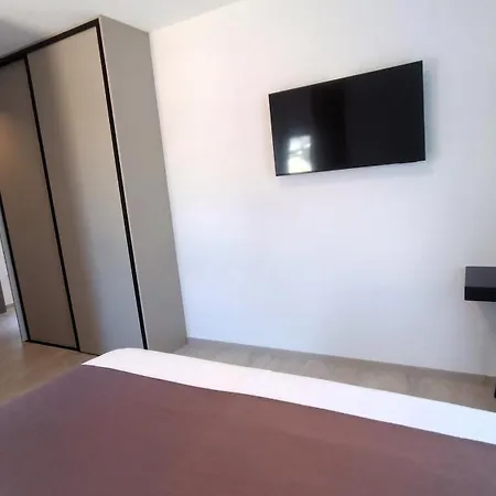 Modern Dado With Heated Pool & Sea View In *